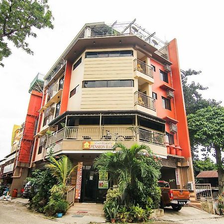 Bertlees Pension Hauz Cebu Bagian luar foto